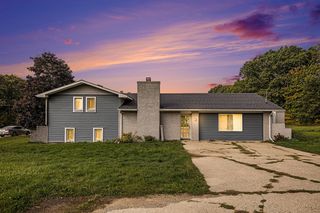 14195 Pine Lake Avenue, Cedar Springs, MI 49319