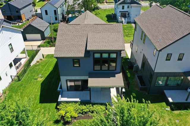 2609 Forest Avenue, Kansas City, MO 64108