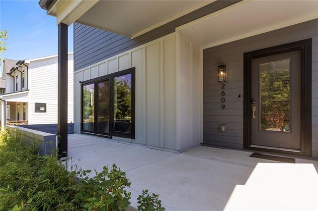 2609 Forest Avenue, Kansas City, MO 64108