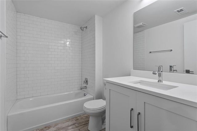 2609 Forest Avenue, Kansas City, MO 64108