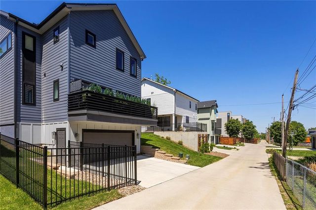 2609 Forest Avenue, Kansas City, MO 64108