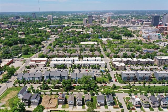 2609 Forest Avenue, Kansas City, MO 64108