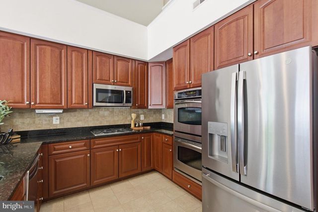 8873 WHITE ORCHID PL, Lorton, VA 22079
