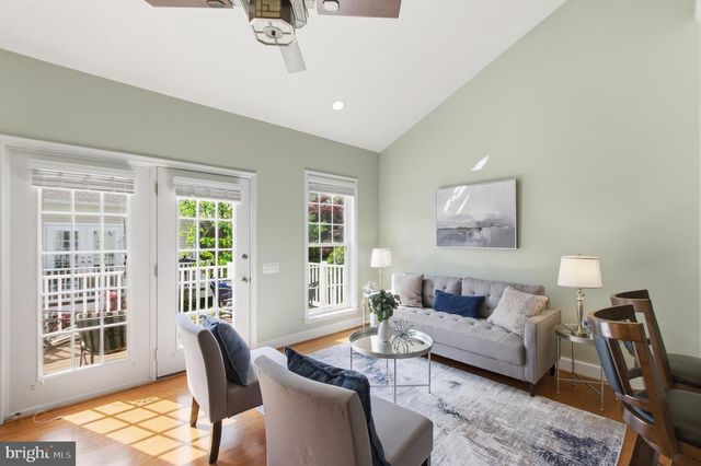 8873 WHITE ORCHID PL, Lorton, VA 22079