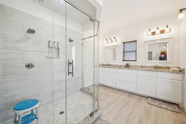 1084 Justin Drive, Springtown, TX 76082