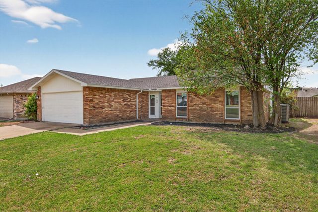 4124 Buckwheat Street, Fort Worth, TX 76137