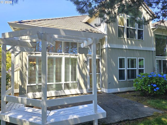 15008 Nw ABERDEEN Dr, Portland, OR 97229