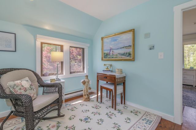 49 Moss Road, Hopkinton, NH 03229