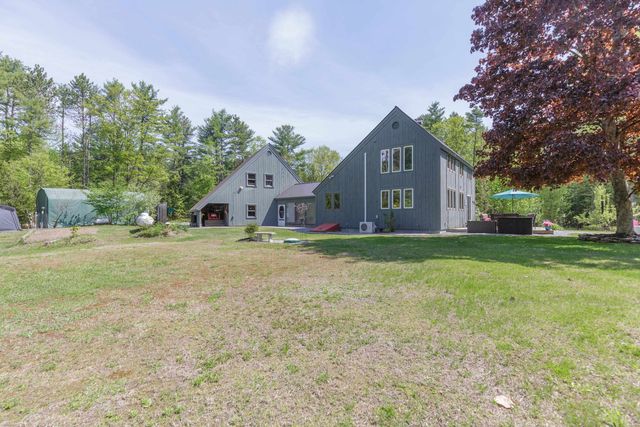 49 Moss Road, Hopkinton, NH 03229
