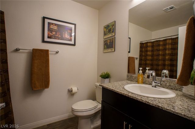 2708 Tahiti Grape Way 4, Las Vegas, NV 89183