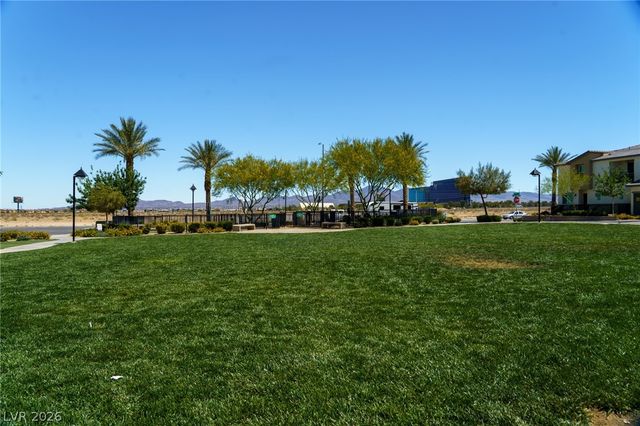 2708 Tahiti Grape Way 4, Las Vegas, NV 89183