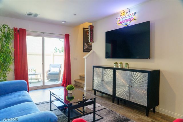 2708 Tahiti Grape Way 4, Las Vegas, NV 89183