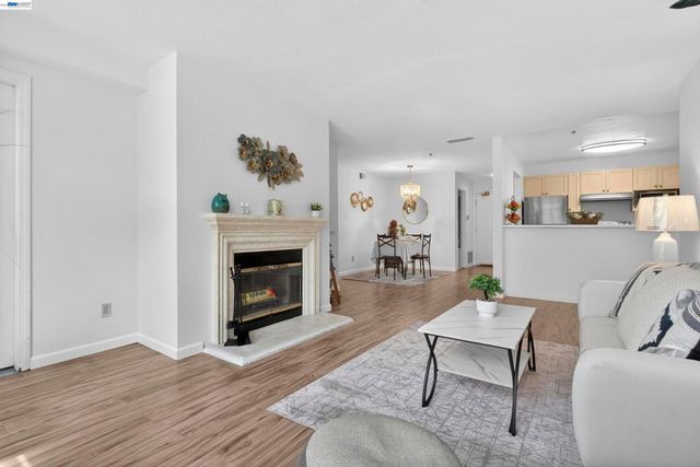 535 Pierce St 2110, Albany, CA 94706