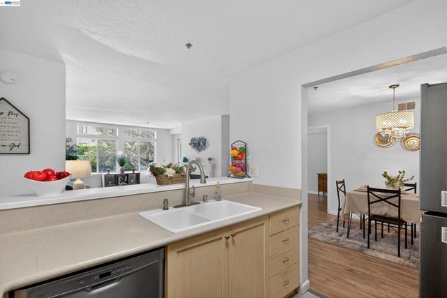 535 Pierce St 2110, Albany, CA 94706