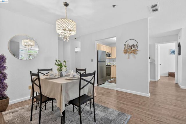 535 Pierce St 2110, Albany, CA 94706