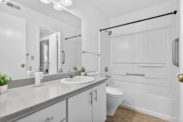 535 Pierce St 2110, Albany, CA 94706