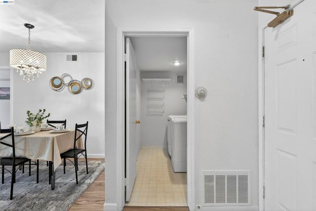535 Pierce St 2110, Albany, CA 94706