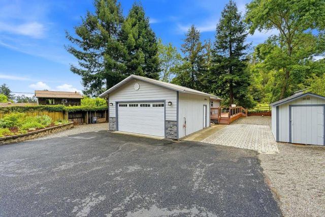 769 Calabasas Road, Watsonville, CA 95076