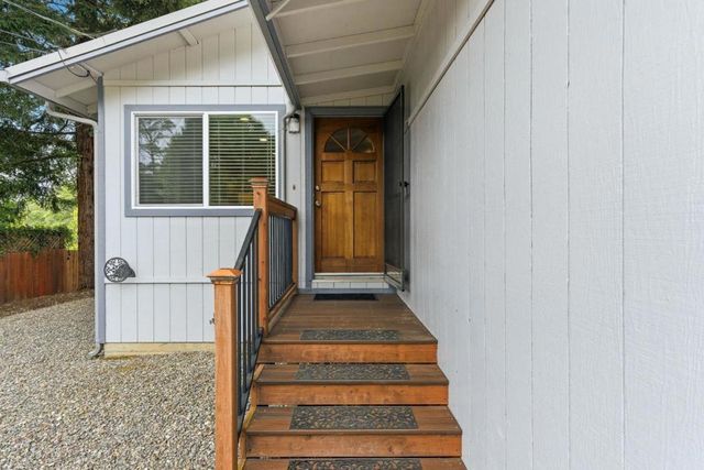 769 Calabasas Road, Watsonville, CA 95076