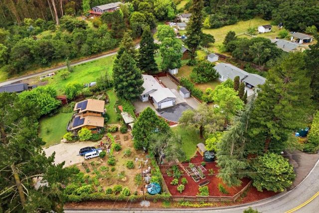 769 Calabasas Road, Watsonville, CA 95076