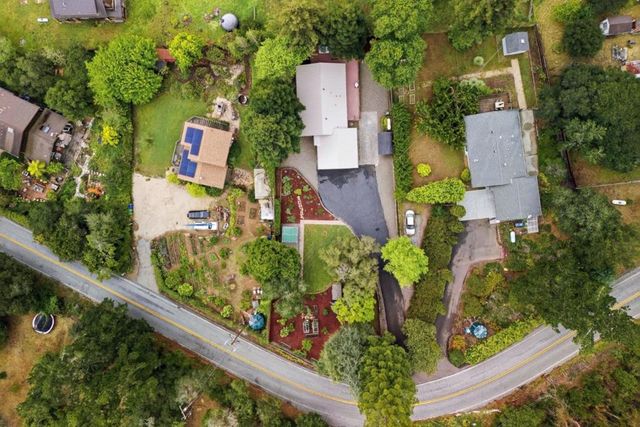769 Calabasas Road, Watsonville, CA 95076
