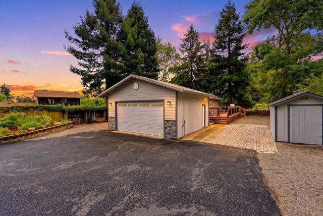 769 Calabasas Road, Watsonville, CA 95076