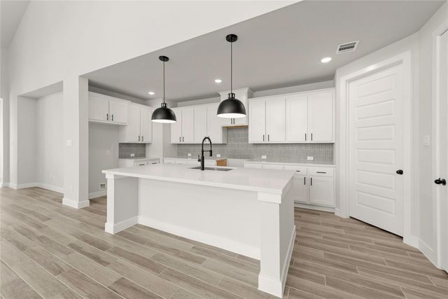 10950 Middle Ridge Drive, Missouri City, TX 77459