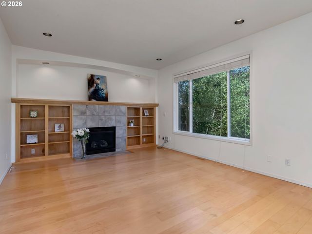 16985 Nw SHADOW HILLS Ln, Beaverton, OR 97006
