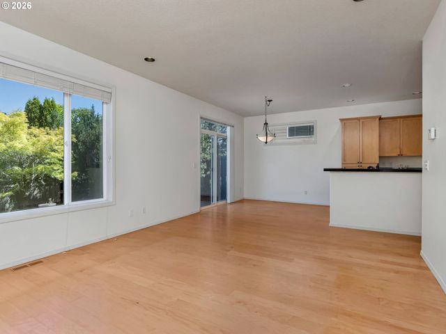 16985 Nw SHADOW HILLS Ln, Beaverton, OR 97006
