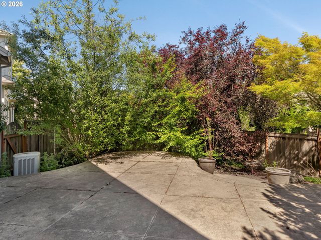 16985 Nw SHADOW HILLS Ln, Beaverton, OR 97006