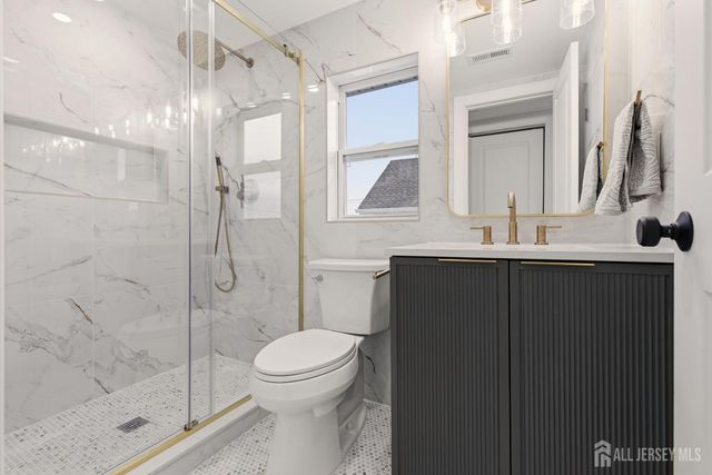 23 Morse Avenue, Edison, NJ 08817