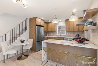 23 Morse Avenue, Edison, NJ 08817