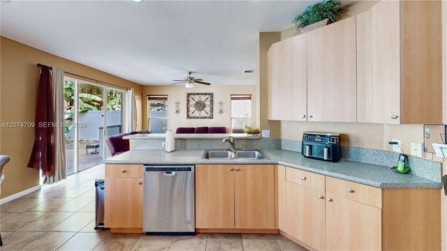 2215 Portofino Avenue, Homestead, FL 33033
