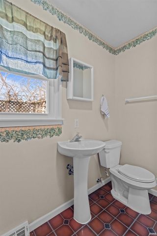 213 W WESTMORELAND Drive, Kokomo, IN 46901