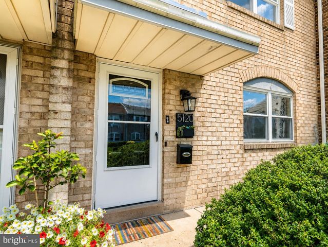 5120 LEEWARD, Bensalem, PA 19020