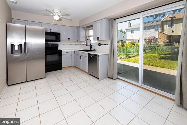 5120 LEEWARD, Bensalem, PA 19020