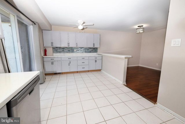 5120 LEEWARD, Bensalem, PA 19020