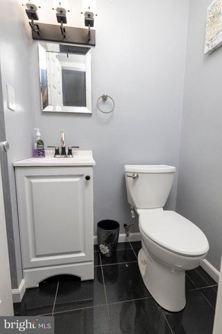 5120 LEEWARD, Bensalem, PA 19020