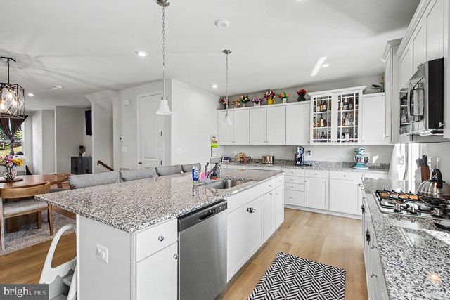 4014 SHIRE MEADOW LN, Triangle, VA 22172