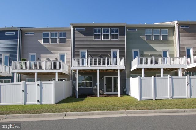 4014 SHIRE MEADOW LN, Triangle, VA 22172