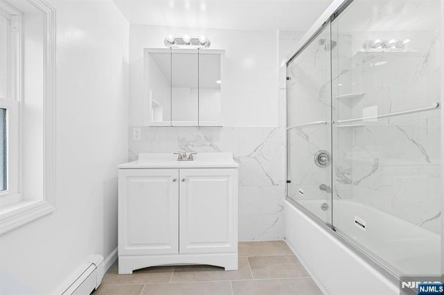 140 Park Avenue 2, Park Ridge, NJ 07656