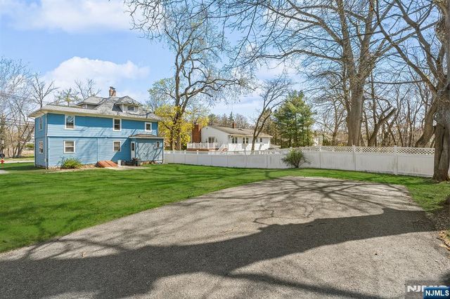 140 Park Avenue 2, Park Ridge, NJ 07656