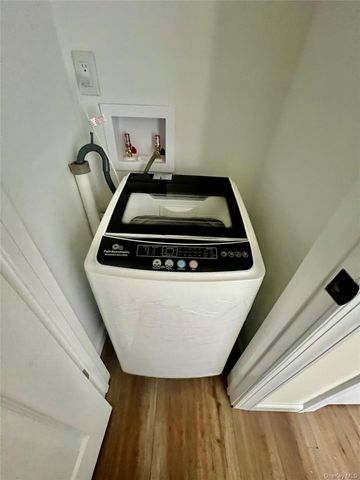 2449I union Boulevard 34A, Islip, NY 11751