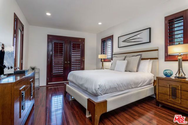 8835 Evanview Drive, Los Angeles, CA 90069
