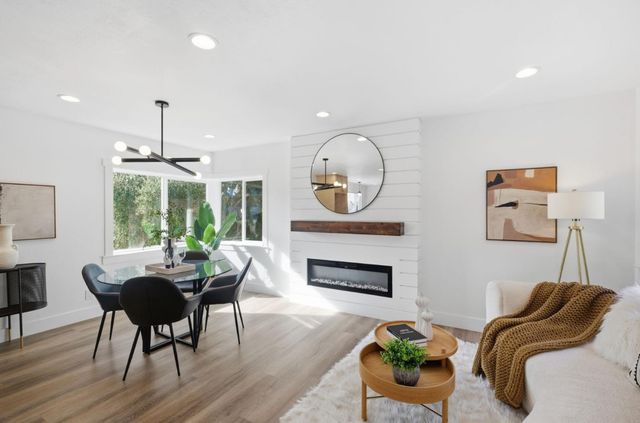 2478 Oakes Drive, Hayward, CA 94542