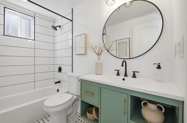 2478 Oakes Drive, Hayward, CA 94542