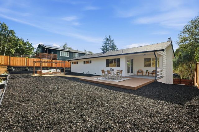 2478 Oakes Drive, Hayward, CA 94542