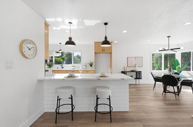 2478 Oakes Drive, Hayward, CA 94542