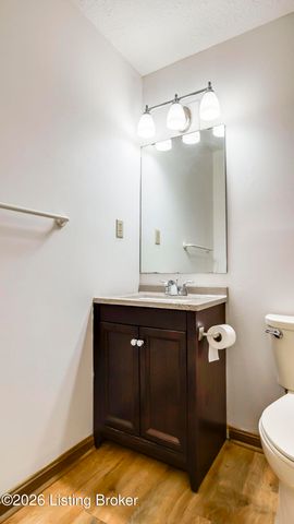 200 Mable Ct, Vine Grove, KY 40175