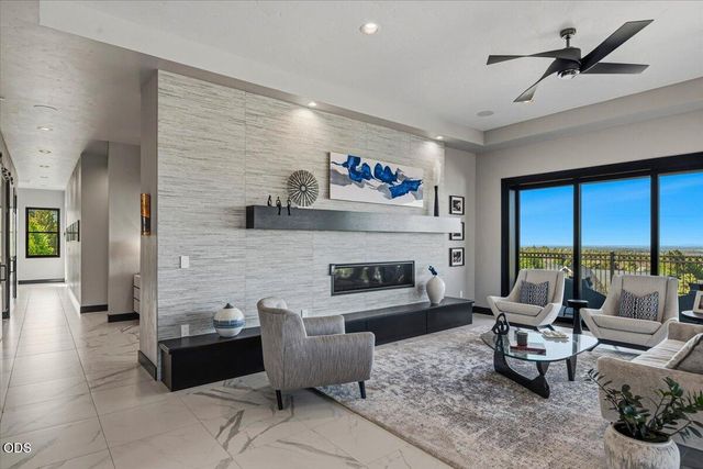 10504 Bitterbrush Court, Redmond, OR 97756